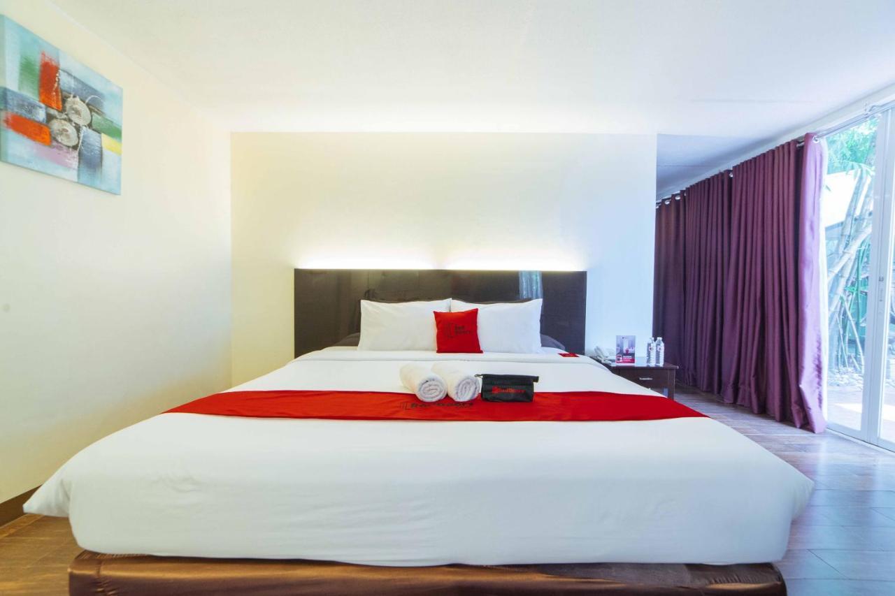 Reddoorz Premium @ The Ritz Garden Oases Hotel Davao City Eksteriør billede